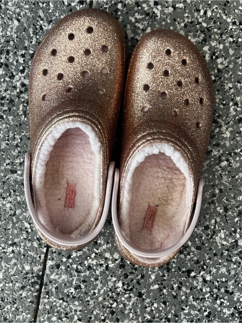 CROCS Kids Glitter Clog with Plush Lining - Rose Gold Junior 6-EUC